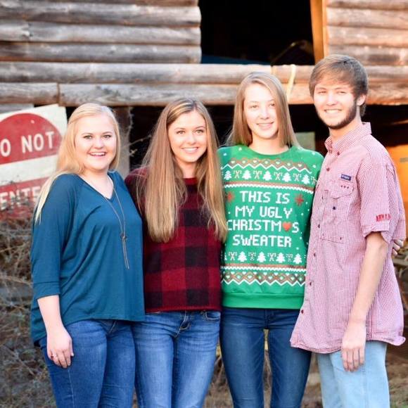 Meet your Posher, Alex - Picture 1 of 1